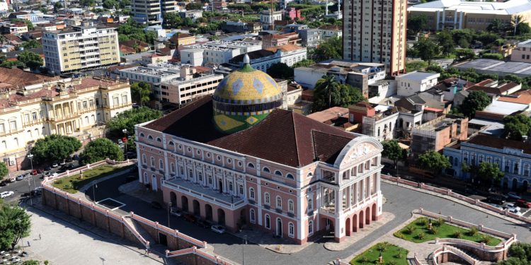 Assembleia Legislativa do Amazonas aprova nova bandeira para representar os 62 municípios do Estado
